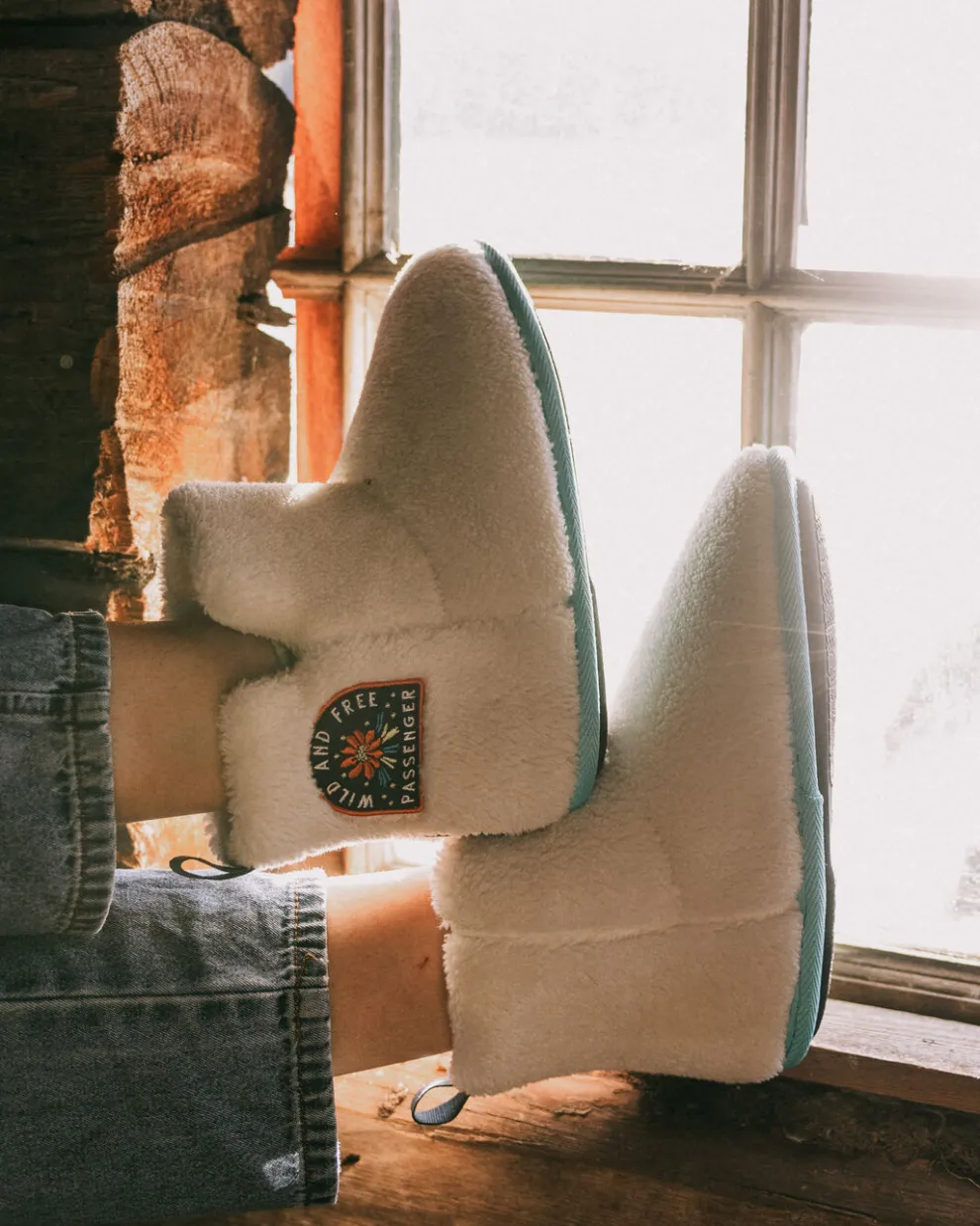 Hideaway Hut Slipper