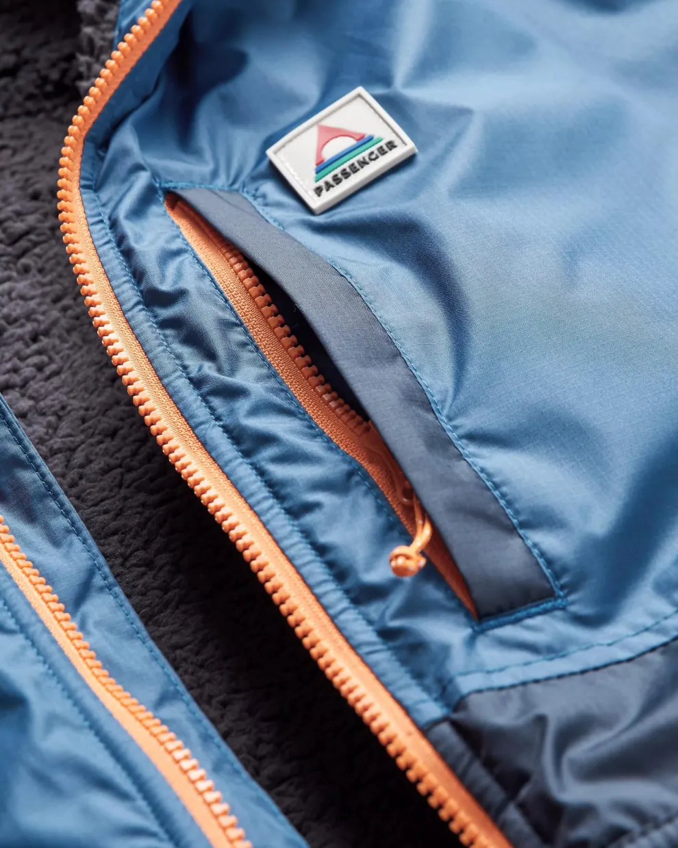 Waves Recycled Sherpa Lined Changing Robe